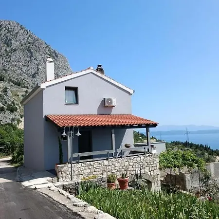 Holliday Alida With Jacuzzi * Podgora (Split-Dalmatia)
