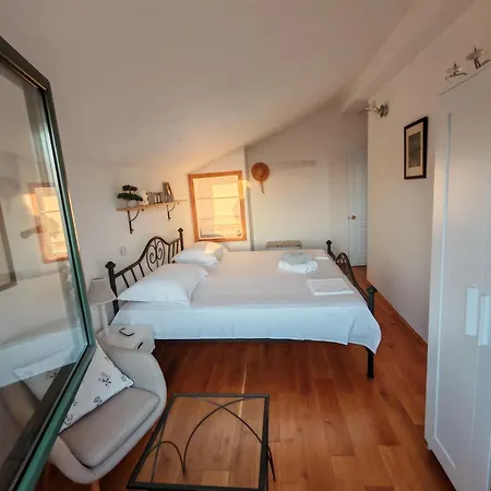 Holliday Alida With Jacuzzi Podgora (Split-Dalmatia)