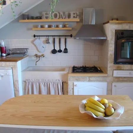 Apartman Holliday Alida With Jacuzzi