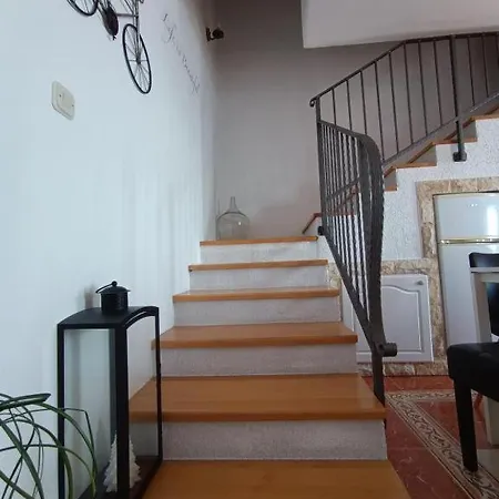 Apartman Holliday Alida With Jacuzzi Podgora